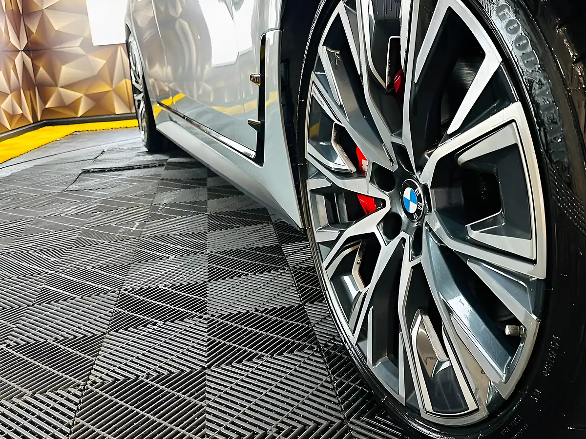 Used 2022 BMW 4 Series Gran Coupe Brooklyn Grey - Interior and Exterior details 16
