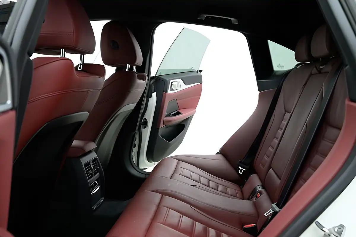 Used 2022 BMW 4 Series Gran Coupe M Sport White - Interior and Exterior details 15