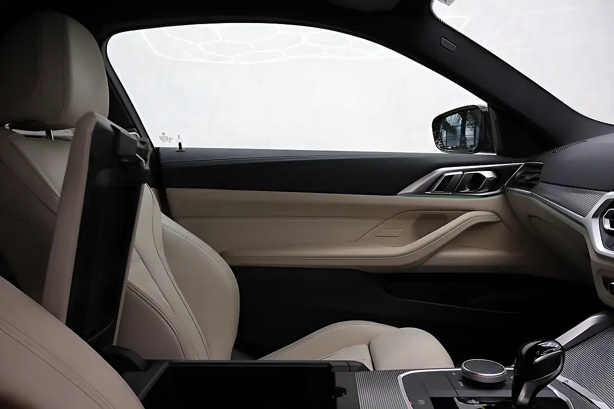 Used 2022 BMW 4 Series M Sport Green - Interior and Exterior details 16