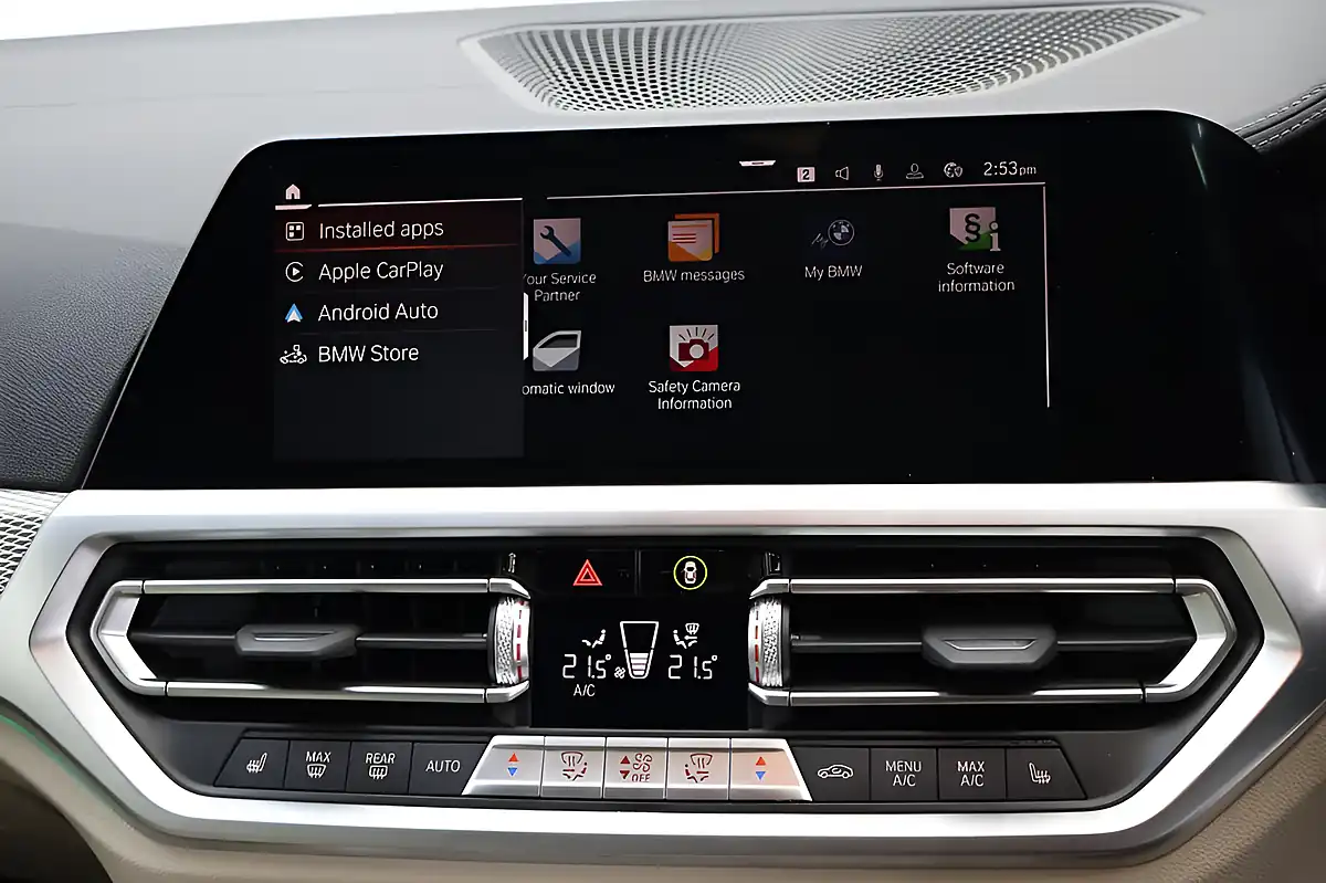 Used 2022 BMW 4 Series M Sport Green - Interior and Exterior details 9