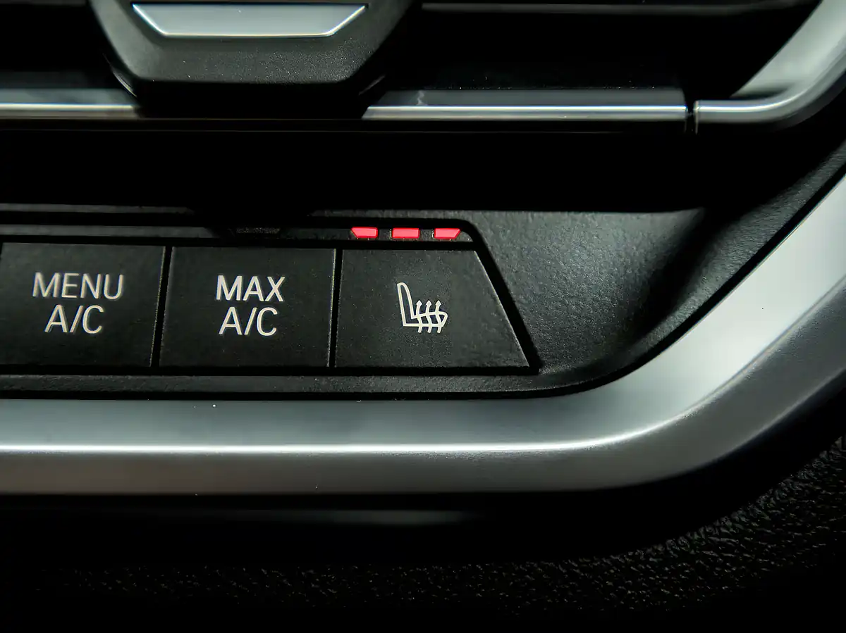 Used 2022 BMW 4 Series M Sport Portimao Blue - Interior and Exterior details 15