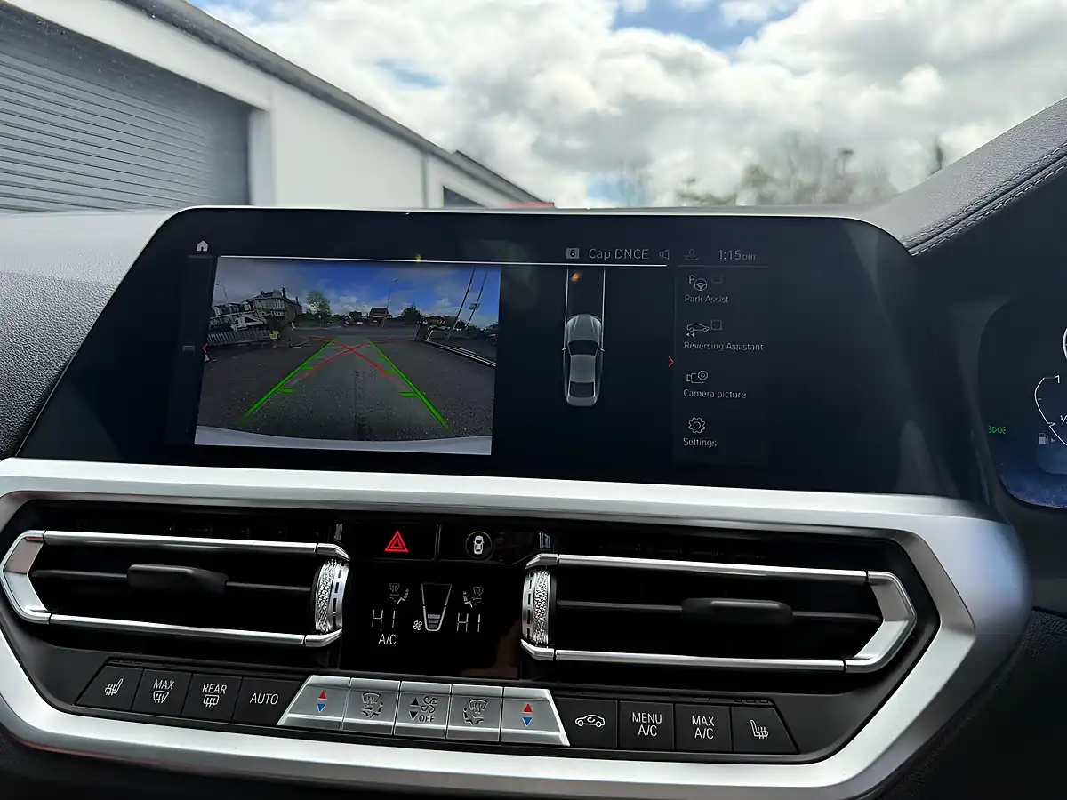 Used 2022 BMW 4 Series M Sport White - Interior and Exterior details 17