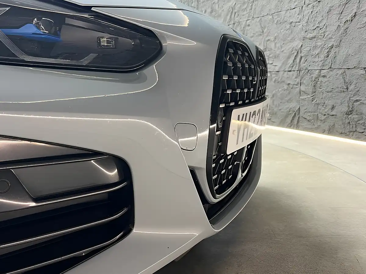 Used 2022 BMW 4 Series M440d Brooklyn Grey - Interior and Exterior details 14