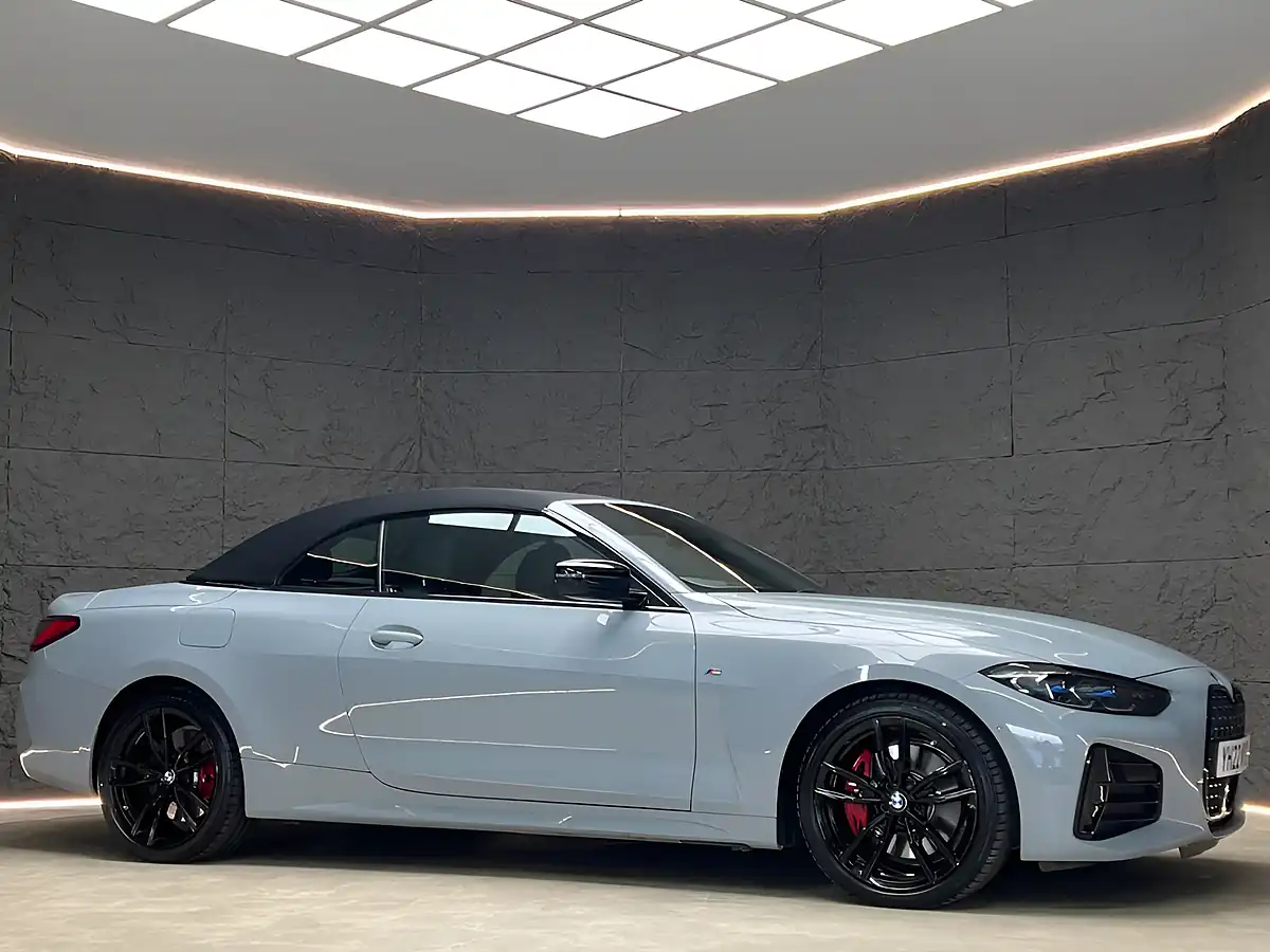 Used 2022 BMW 4 Series M440d Brooklyn Grey - Interior and Exterior details 4