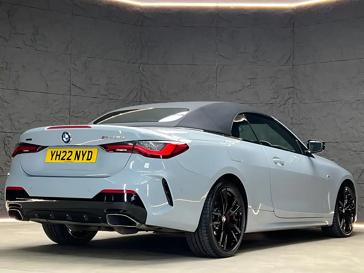 Used 2022 BMW 4 Series M440d Brooklyn Grey - Interior and Exterior details 7