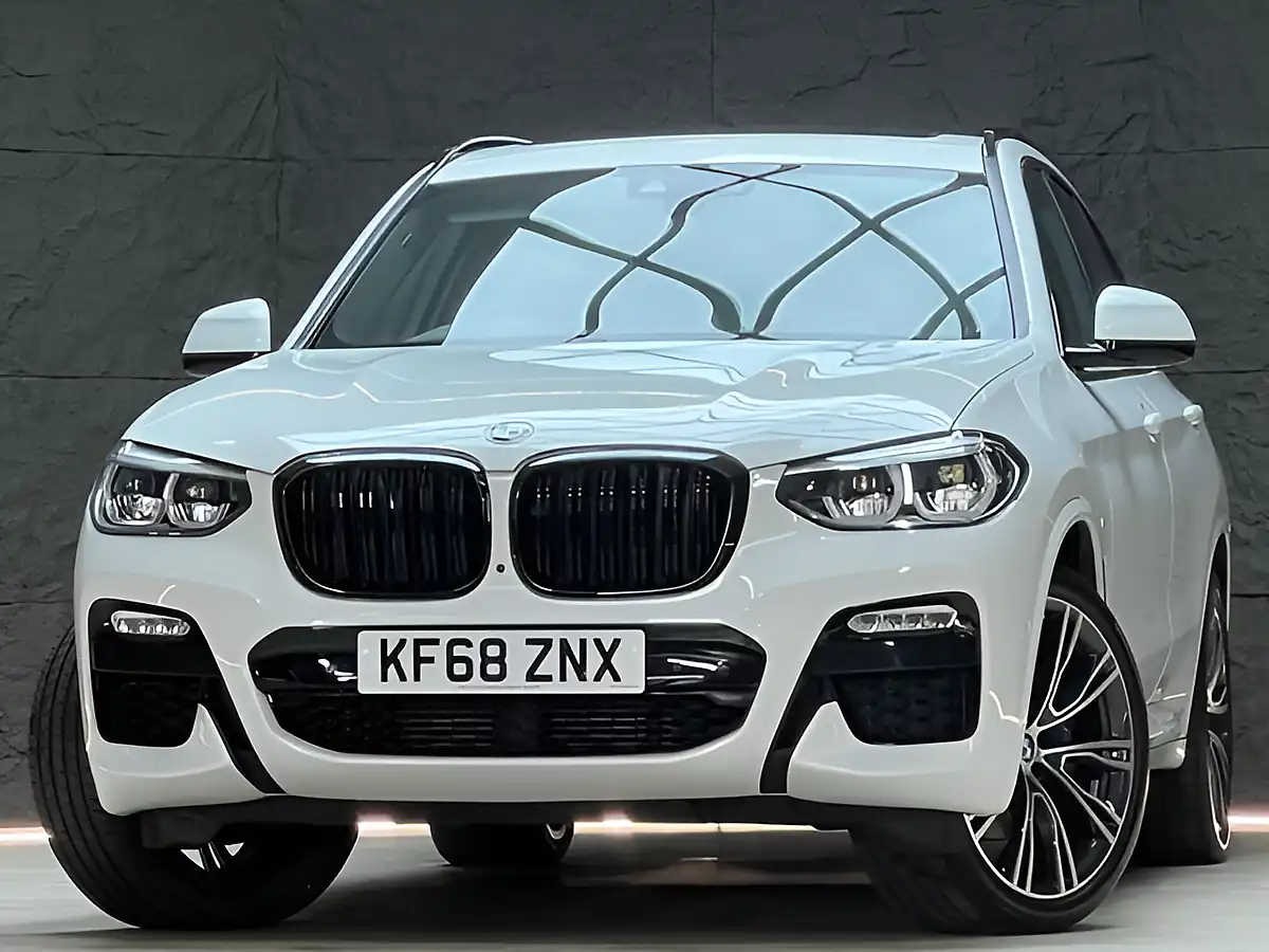 Used 2022 BMW 4 Series M440d Grey - Interior and Exterior details 14