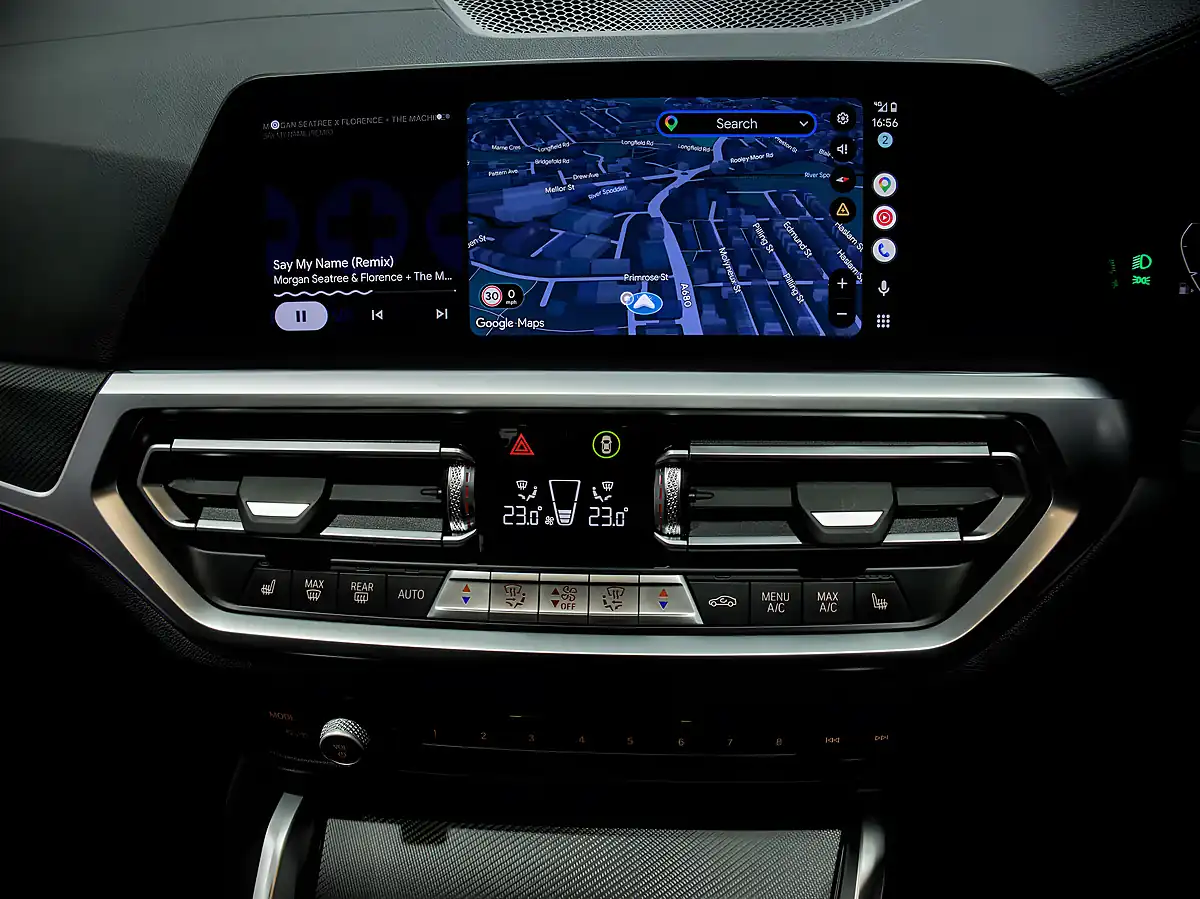 Used 2022 BMW 4 Series M440i Aventurine Red Iii - Interior and Exterior details 13