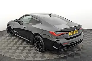 Used 2022 BMW 4 Series M440i Black - Interior and Exterior details 14