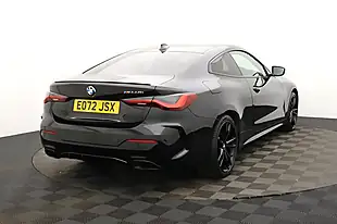 Used 2022 BMW 4 Series M440i Black - Interior and Exterior details 3