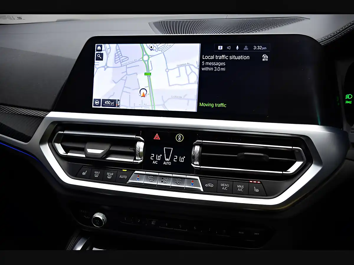 Used 2022 BMW 4 Series M440i Black - Interior and Exterior details 13