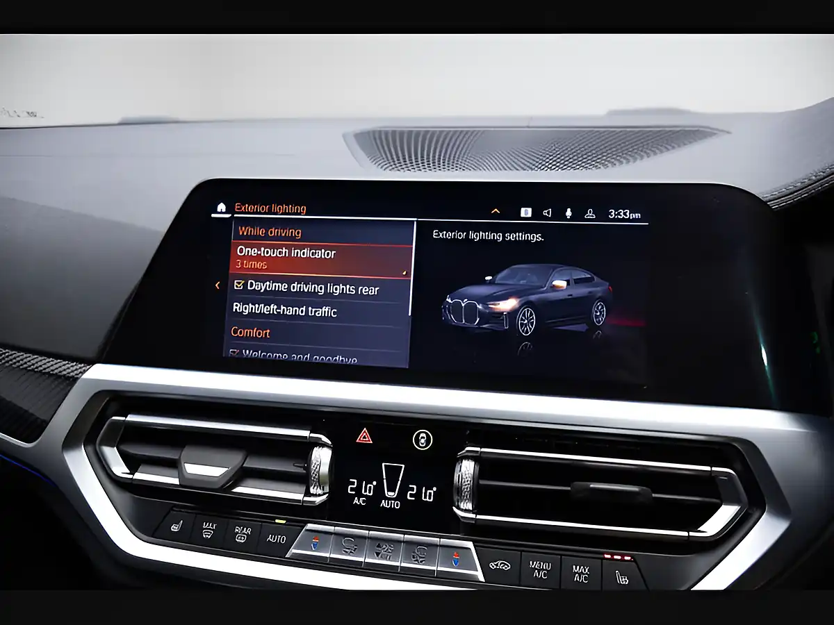 Used 2022 BMW 4 Series M440i Black - Interior and Exterior details 15