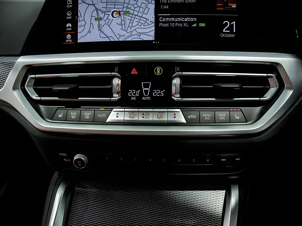 Used 2022 BMW 4 Series M440i Grey - Interior and Exterior details 15