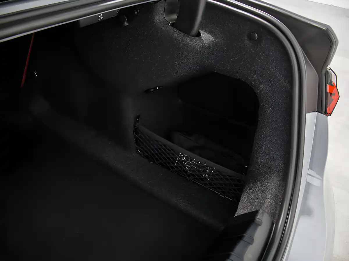 Used 2022 BMW 4 Series M440i Grey - Interior and Exterior details 18
