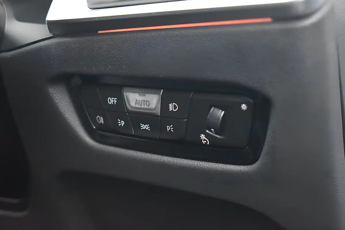 Used 2022 BMW 420i M Sport Brooklyn Grey - Interior and Exterior details 13