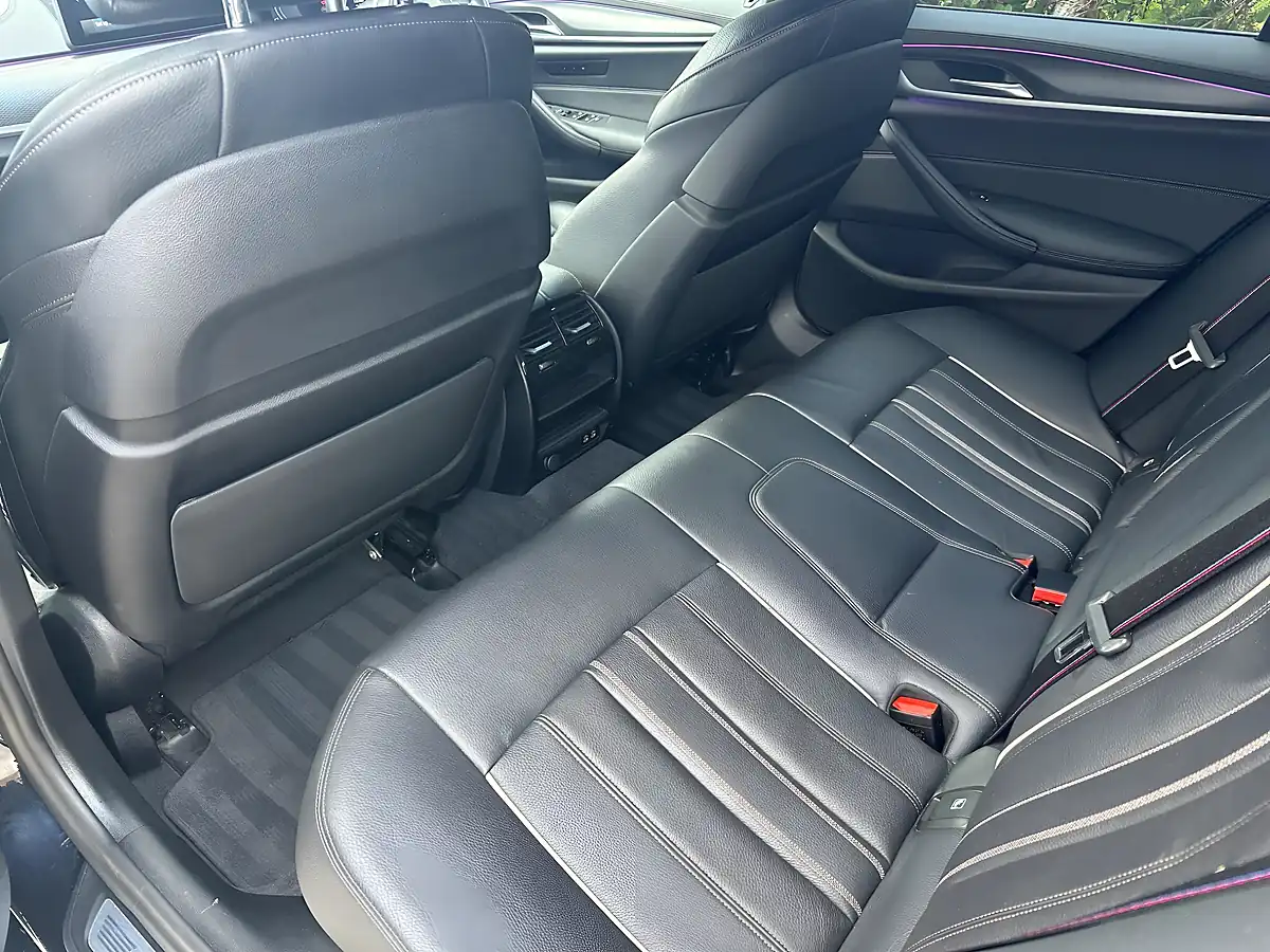 Used 2022 BMW 5 Series - Interior and Exterior details 12