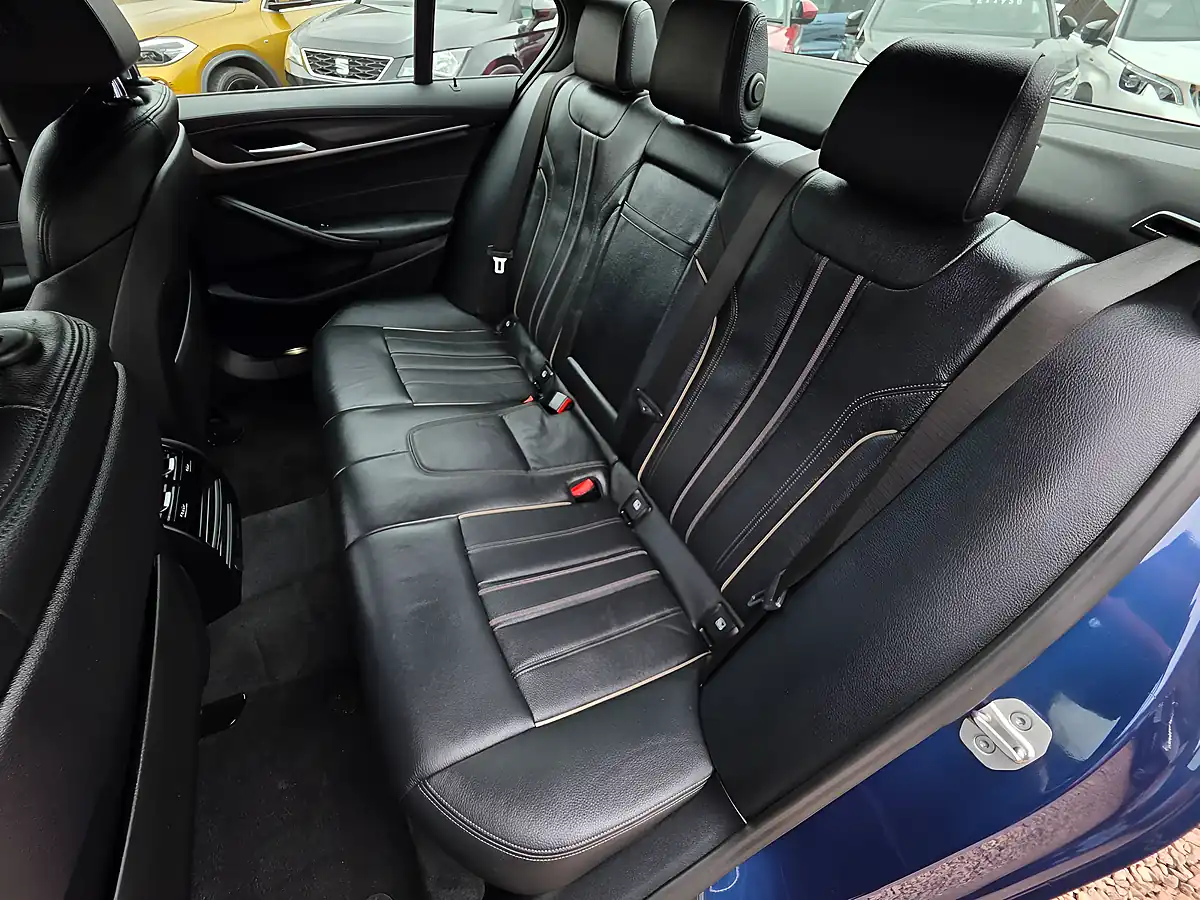 Used 2022 BMW 5 Series M Sport Phytonic Blue - Interior and Exterior details 12