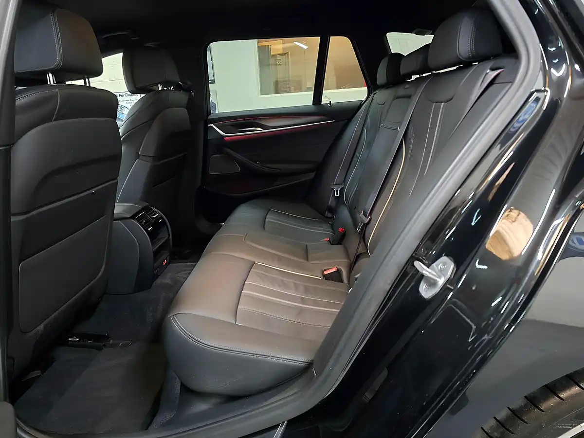 Used 2022 BMW 5 Series M Sport Touring Black - Interior and Exterior details 10