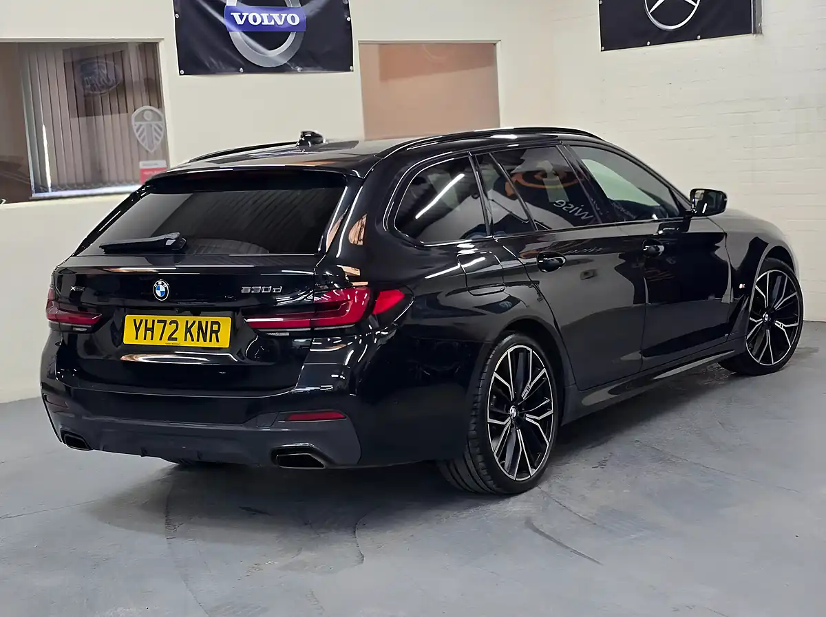 Used 2022 BMW 5 Series M Sport Touring Black - Interior and Exterior details 2