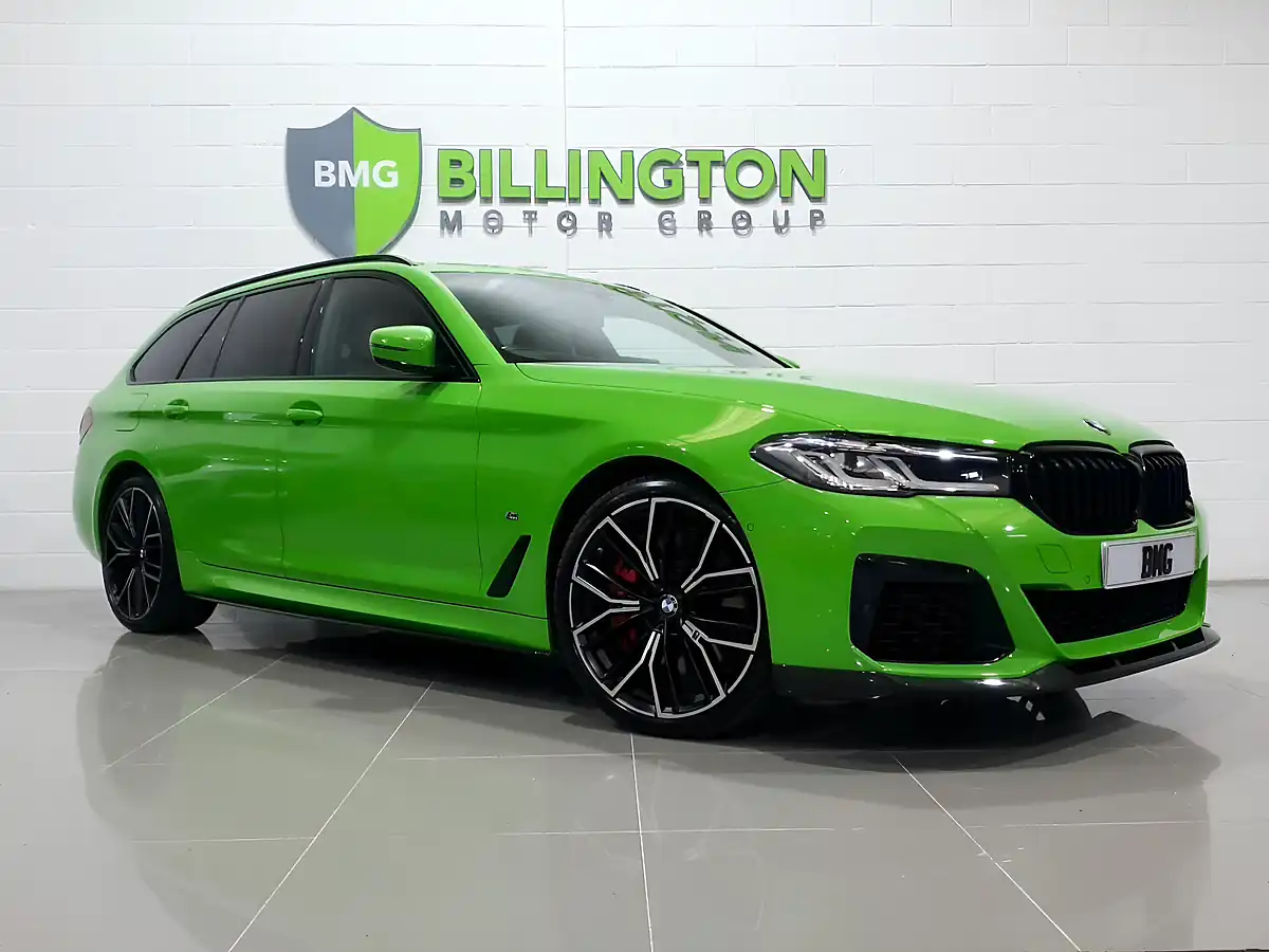 Used 2022 BMW 5 Series M Sport Touring Green - Interior and Exterior details 11
