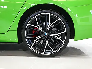 Used 2022 BMW 5 Series M Sport Touring Green - Interior and Exterior details 14