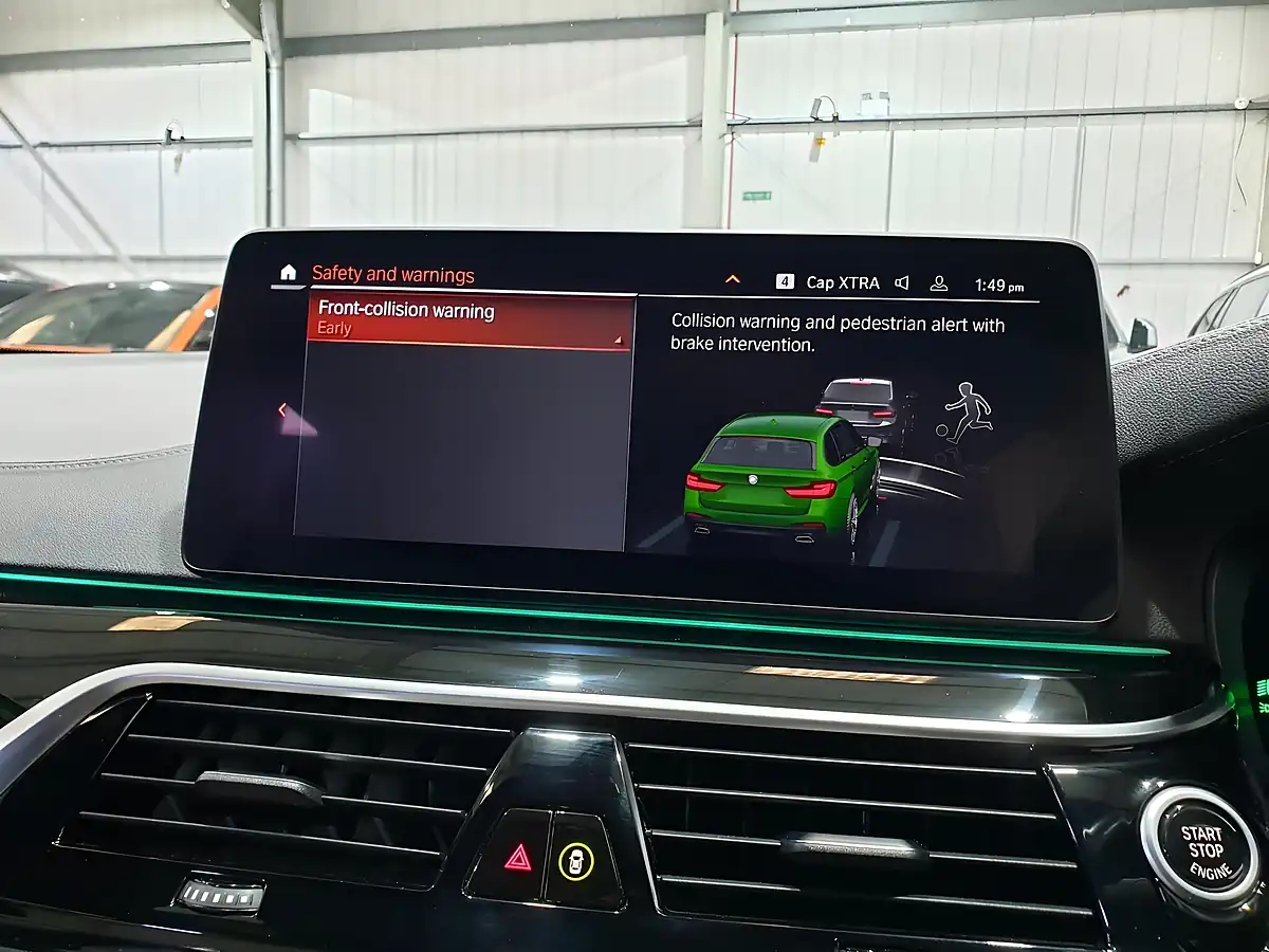 Used 2022 BMW 5 Series M Sport Touring Green - Interior and Exterior details 19