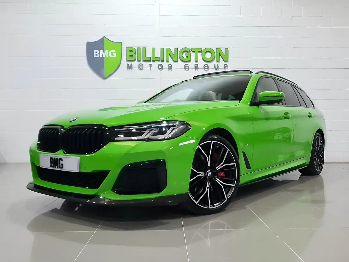 Used 2022 BMW 5 Series M Sport Touring Green - Interior and Exterior details 3