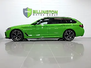 Used 2022 BMW 5 Series M Sport Touring Green - Interior and Exterior details 4