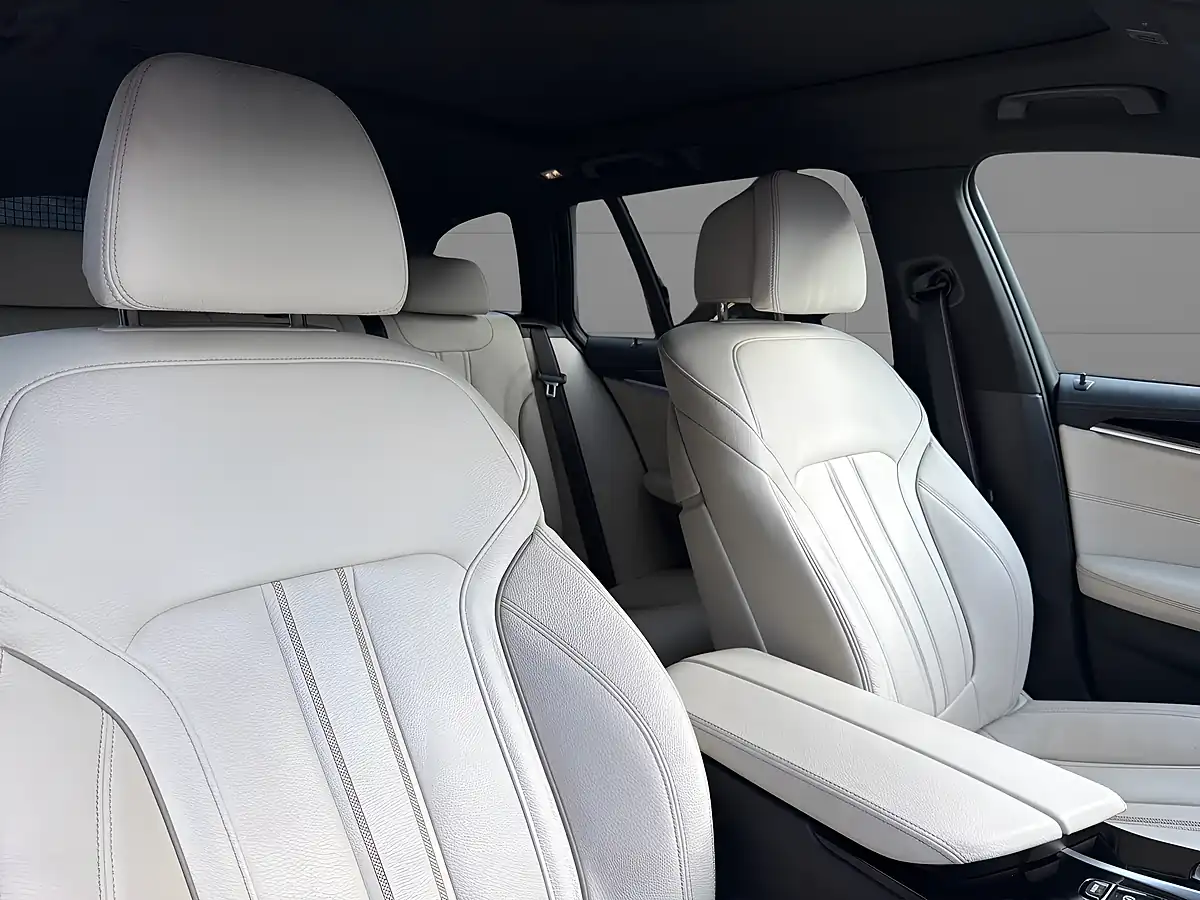 Used 2022 BMW 5 Series M Sport Touring Grey - Interior and Exterior details 10