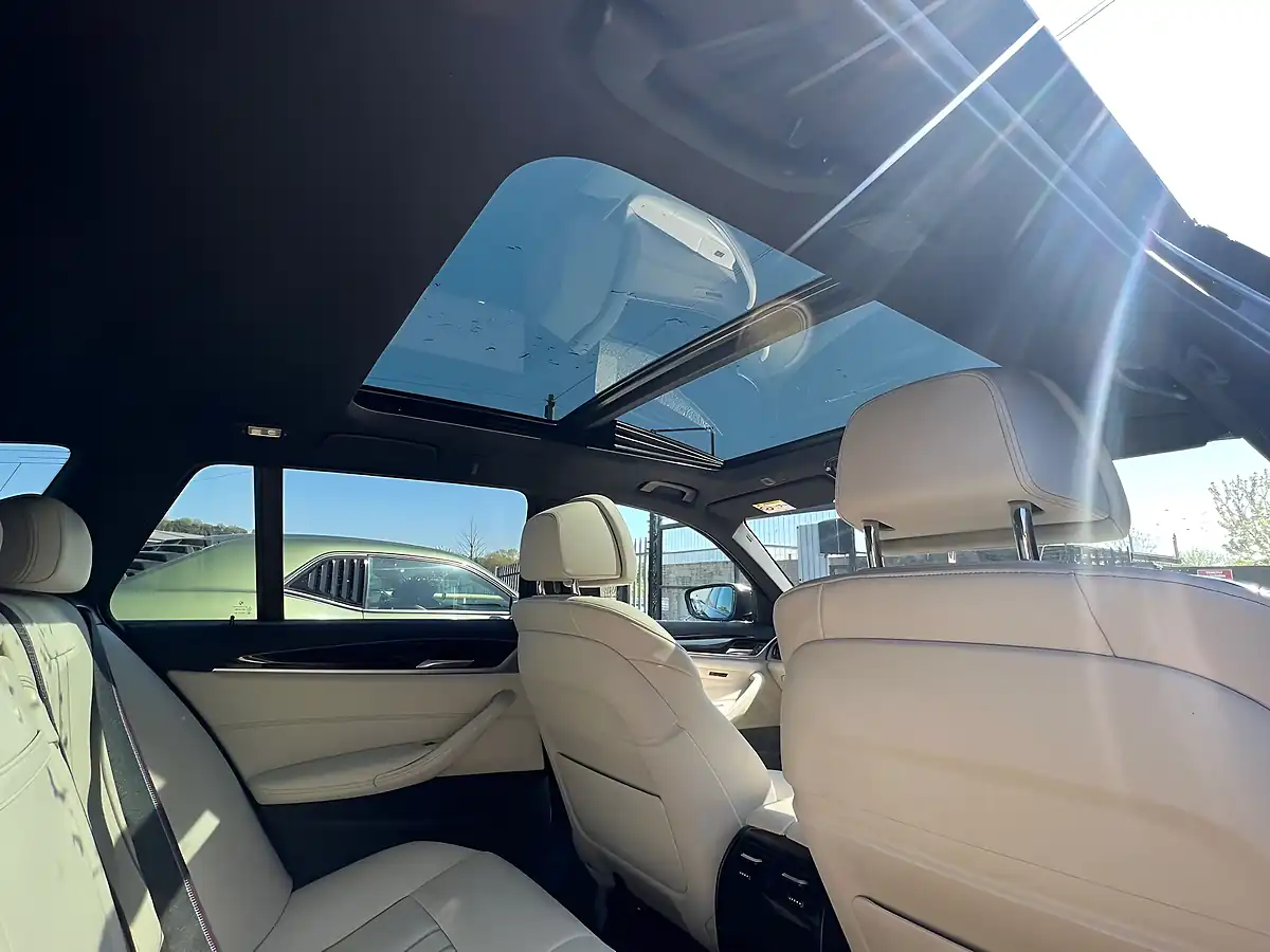 Used 2022 BMW 5 Series M Sport Touring Grey - Interior and Exterior details 14