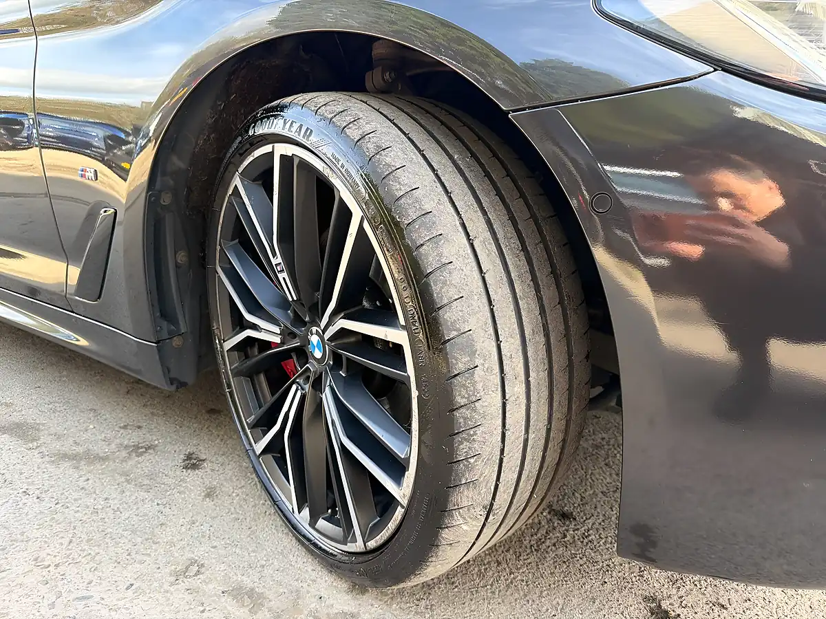 Used 2022 BMW 5 Series M Sport Touring Grey - Interior and Exterior details 18