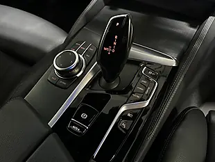 Used 2022 BMW 5 Series M Sport White - Interior and Exterior details 14