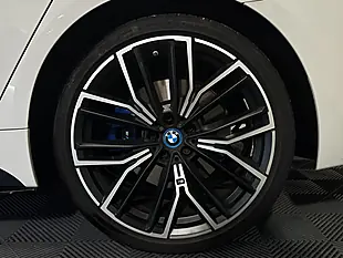 Used 2022 BMW 5 Series M Sport White - Interior and Exterior details 16