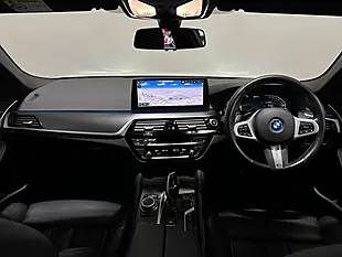 Used 2022 BMW 5 Series M Sport White - Interior and Exterior details 4