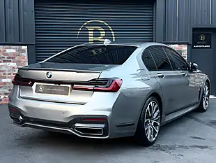 Used 2022 BMW 7 Series M Sport Donnington Grey Metallic - Interior and Exterior details 14
