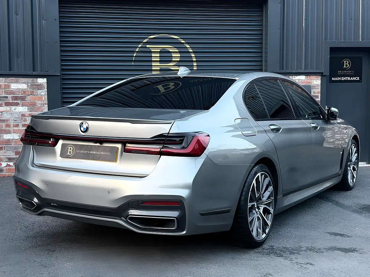 Used 2022 BMW 7 Series M Sport Donnington Grey Metallic - Interior and Exterior details 14