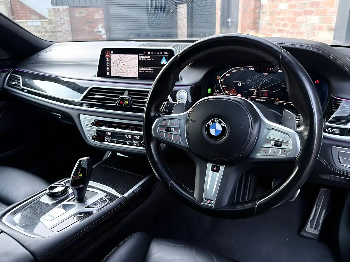Used 2022 BMW 7 Series M Sport Donnington Grey Metallic - Interior and Exterior details 16