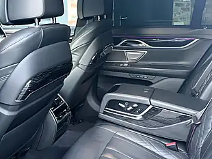 Used 2022 BMW 7 Series M Sport Donnington Grey Metallic - Interior and Exterior details 17