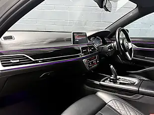 Used 2022 BMW 7 Series M Sport Donnington Grey Metallic - Interior and Exterior details 19