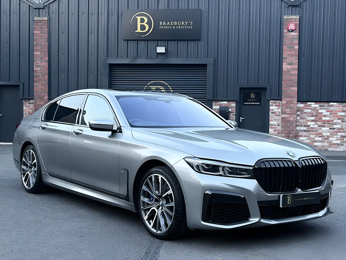 Used 2022 BMW 7 Series M Sport Donnington Grey Metallic - Interior and Exterior details 6