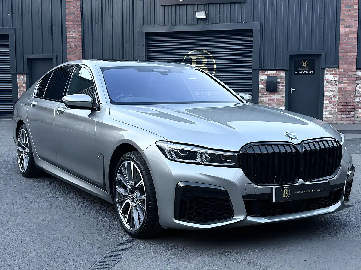 Used 2022 BMW 7 Series M Sport Donnington Grey Metallic - Interior and Exterior details 7