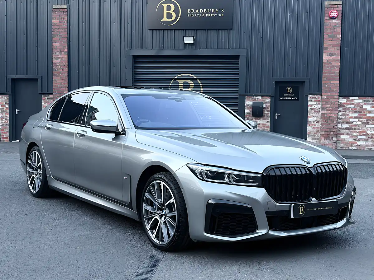 Used 2022 BMW 7 Series M Sport Donnington Grey Metallic - Interior and Exterior details 8