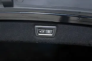 Used 2022 BMW 8 Series M Sport Black - Interior and Exterior details 12