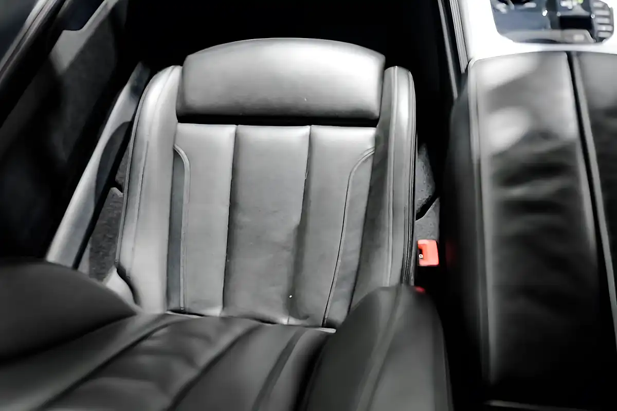 Used 2022 BMW 8 Series M Sport Black - Interior and Exterior details 16