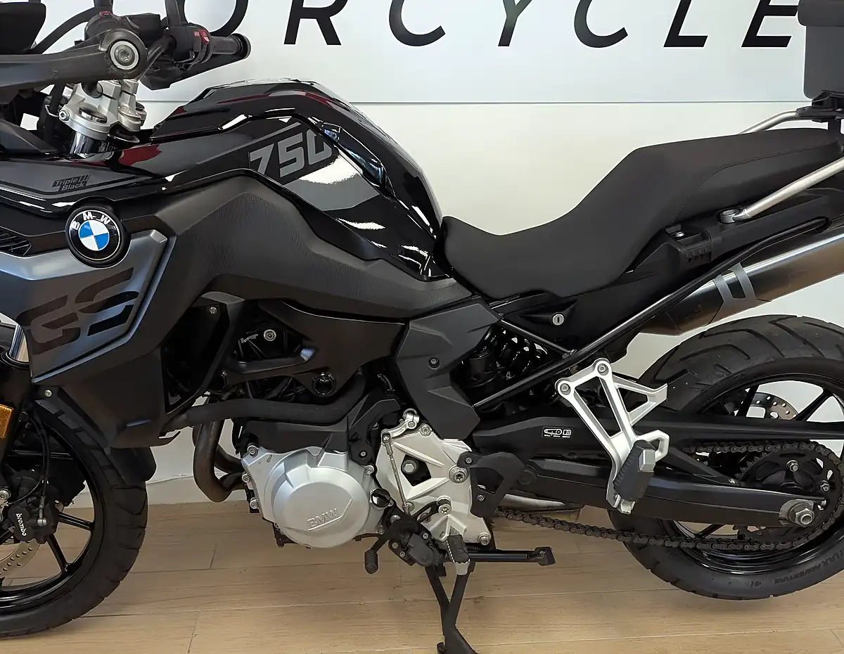 Used 2022 BMW F 750 Gs 750 Ls Black - Interior and Exterior details 10