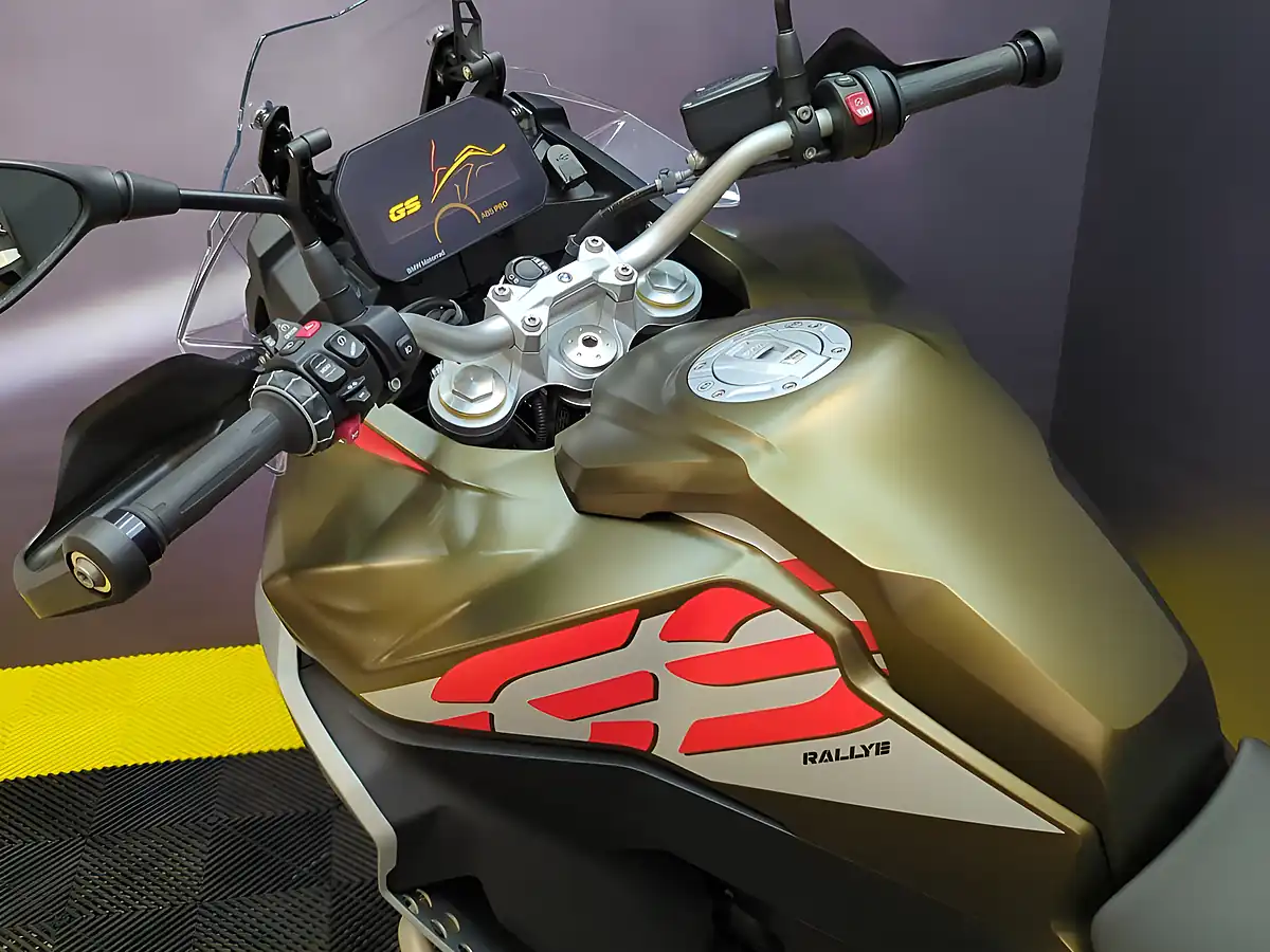 Used 2022 BMW F 850 Gs Adventure Te Rallye Bronze - Interior and Exterior details 13