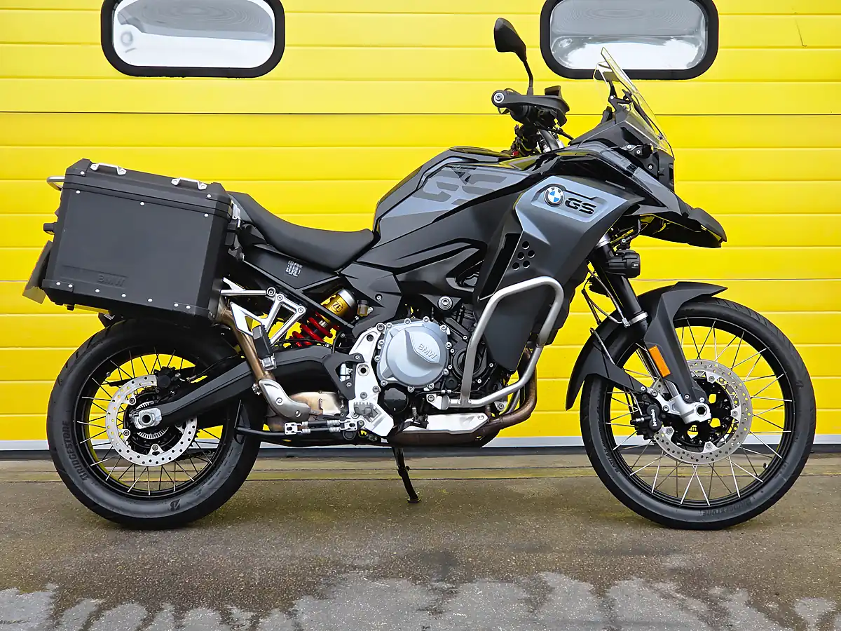 Used 2022 BMW F 850 Gs Te Triple Black Black - Interior and Exterior details 2