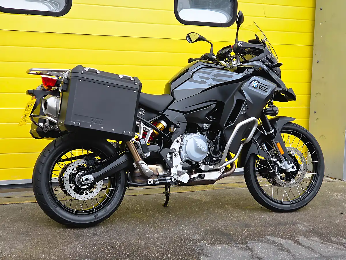 Used 2022 BMW F 850 Gs Te Triple Black Black - Interior and Exterior details 4