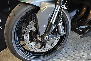 Used 2022 BMW F900R Blue - Interior and Exterior details 10
