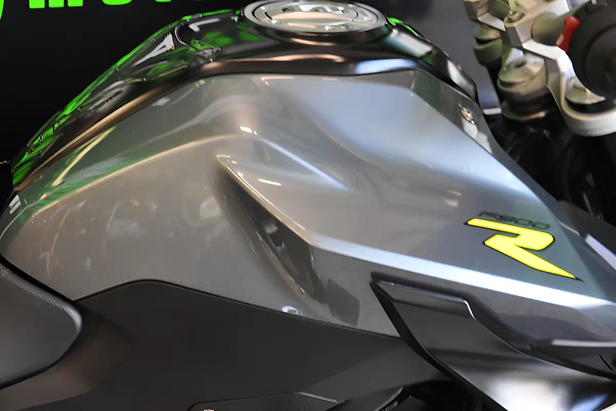 Used 2022 BMW F900R Blue - Interior and Exterior details 16