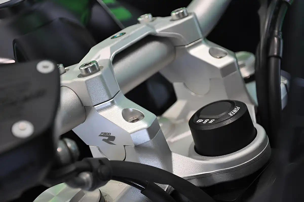 Used 2022 BMW F900R Blue - Interior and Exterior details 19